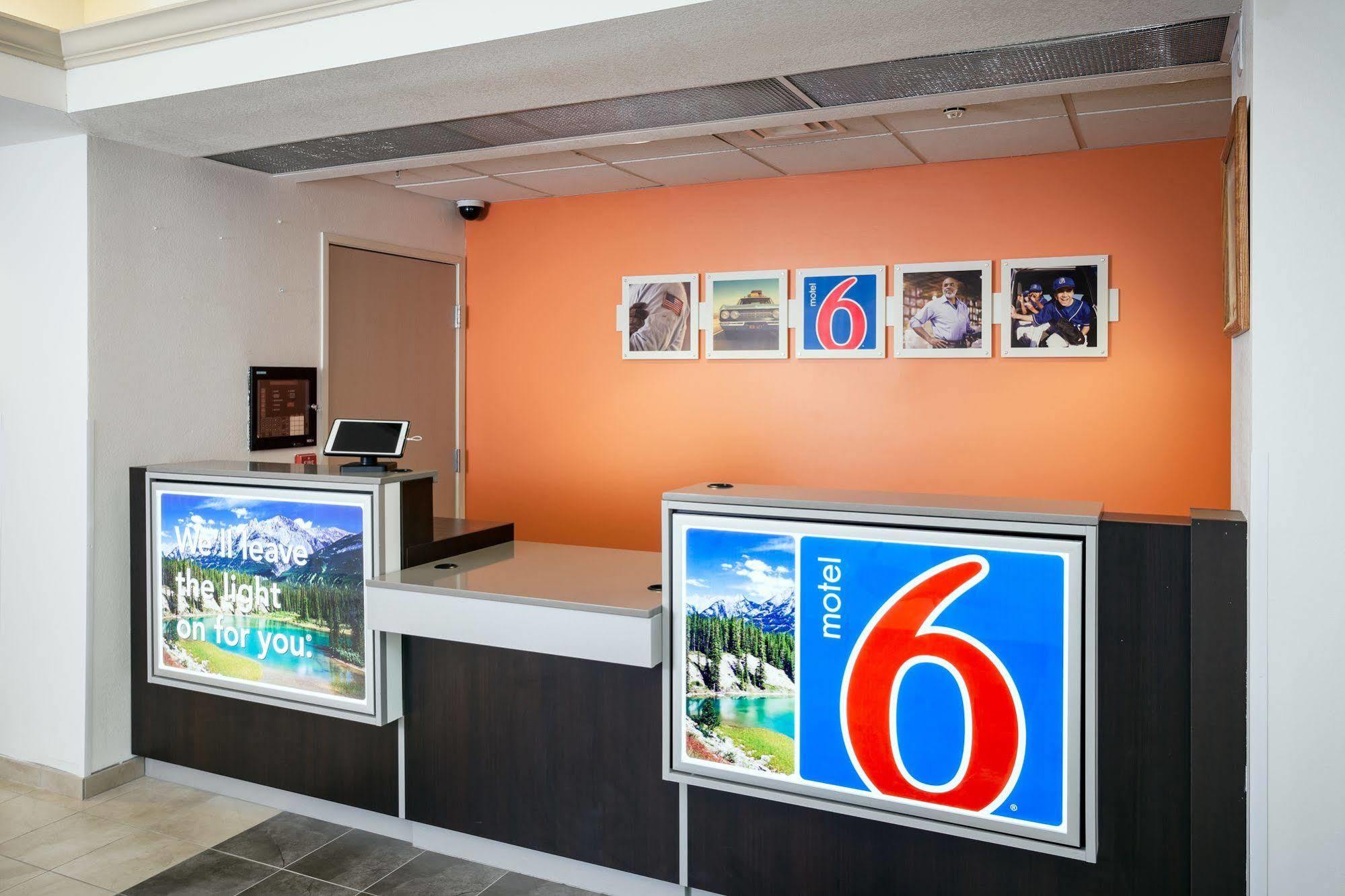 Motel 6-Anchorage, Ak - Midtown Extérieur photo
